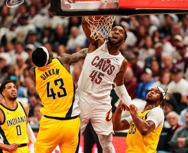 关于76人三巨头联手，引发争议得分突破，步行者冲击季后赛！的信息-半岛体育平台